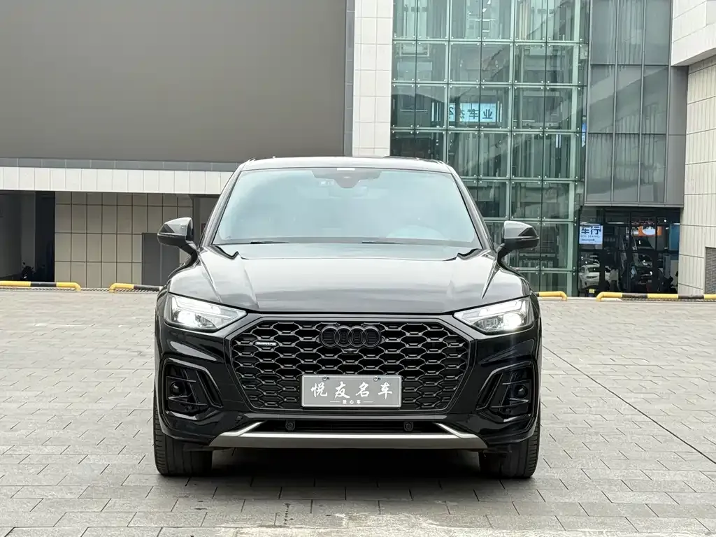 Audi Q5L Sportback 2023 из CN, фото 5