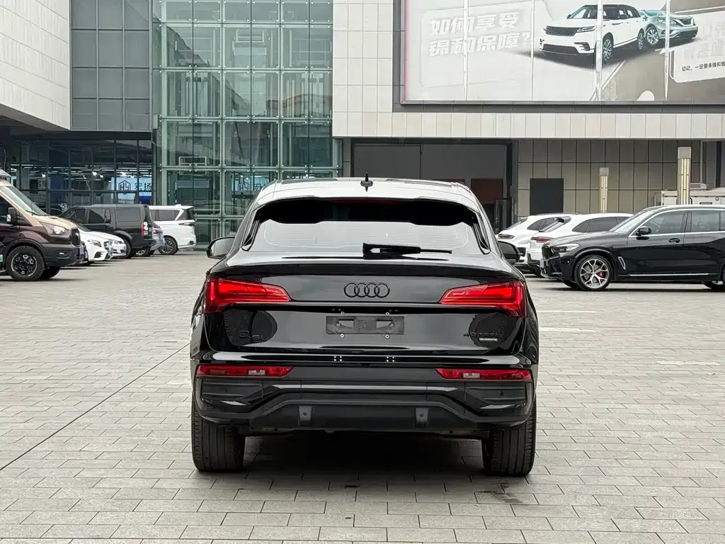 Audi Q5L Sportback 2023 из CN, фото 9