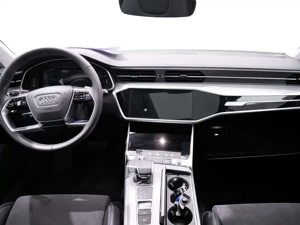 Audi A7L 2023 из CN, фото 4