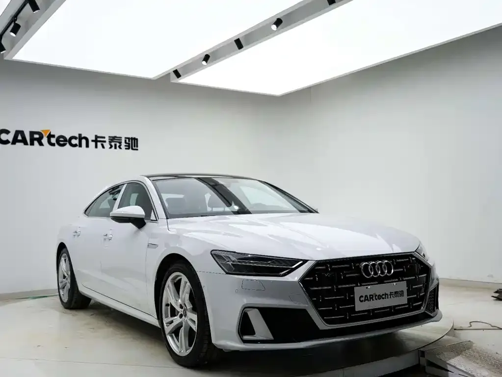 Audi A7L 2023 из CN, фото 3