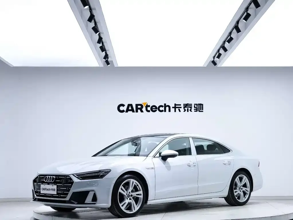 Audi A7L 2023 из CN, фото 6