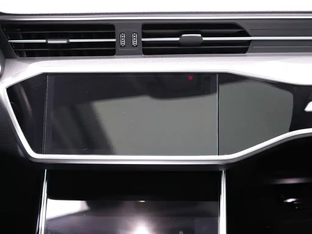 Audi A7L 2023 из CN, фото 8
