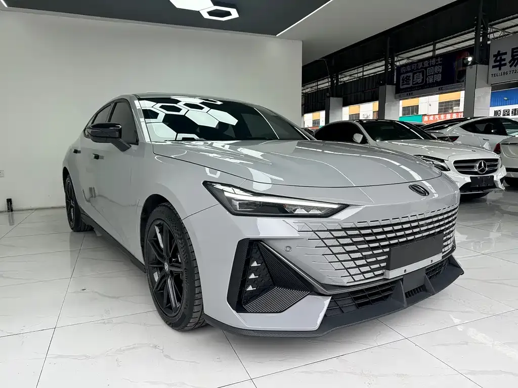 Changan UNI-V 2023 из CN, фото 6