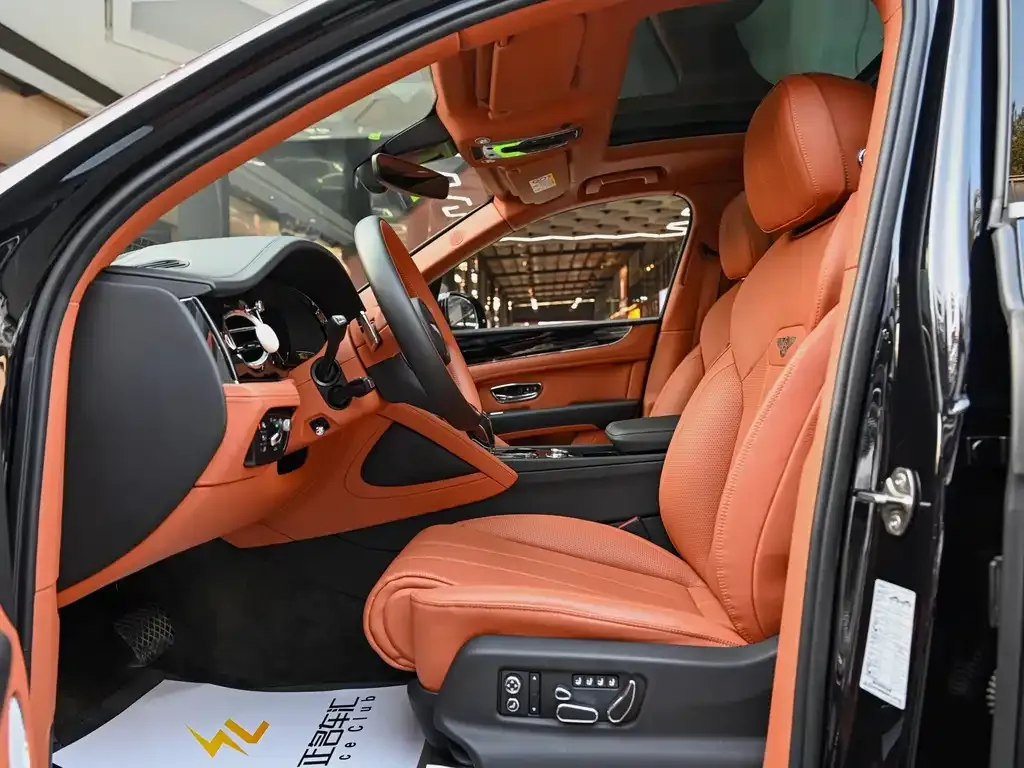 Bentley Bentayga PHEV 2021 из CN, фото 8