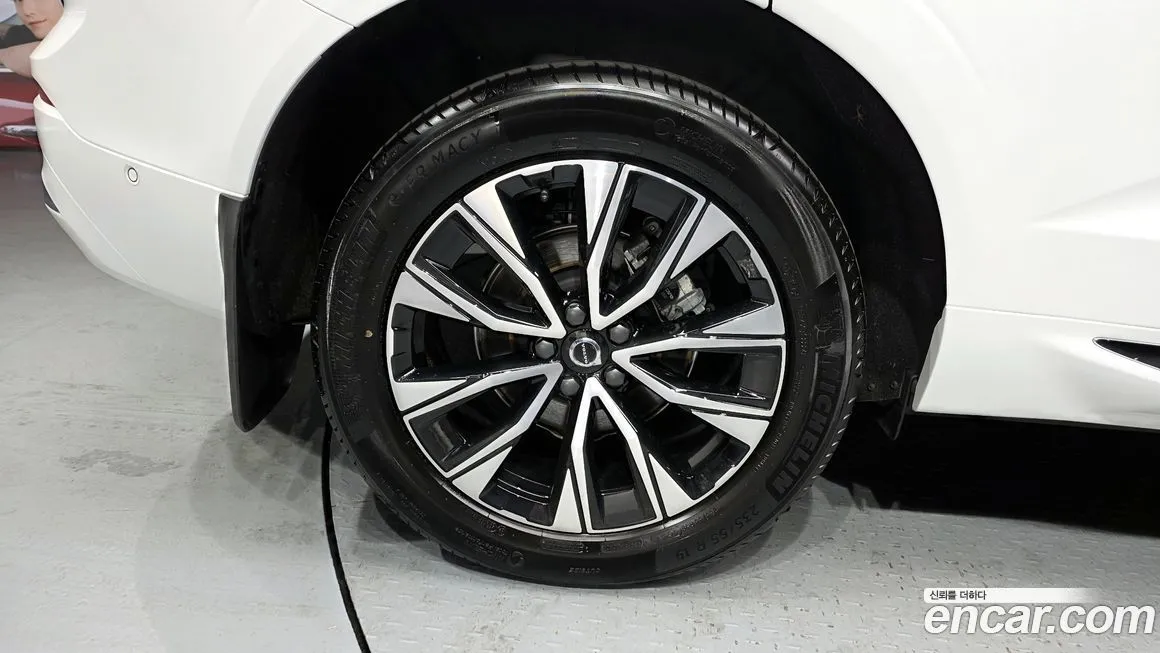 Volvo XC60 2025 из KR, фото 9