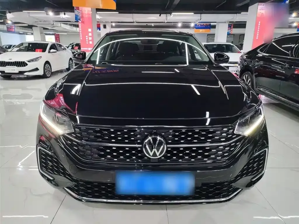 Volkswagen Passat 2025 из CN, фото 3