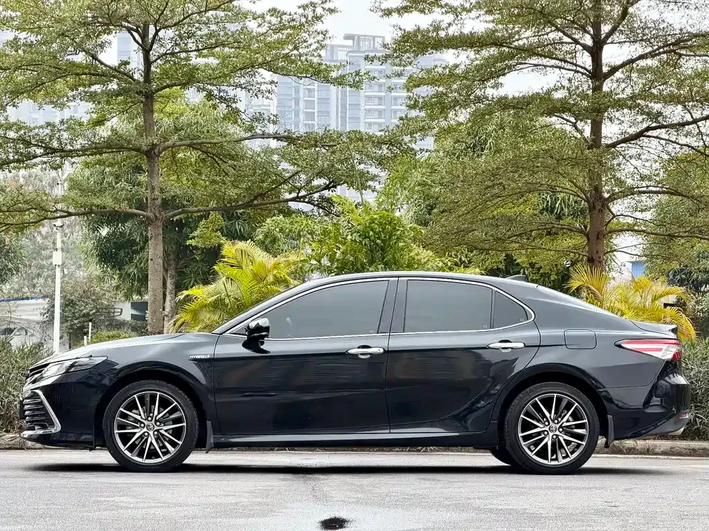 Toyota Camry 2022 из CN, фото 10