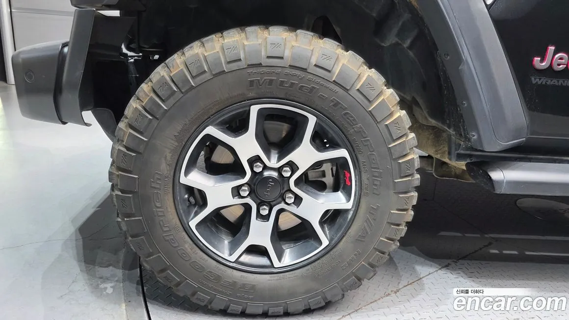 Jeep Wrangler 2023 из KR, фото 6