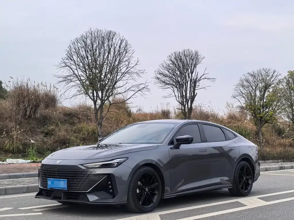 Changan UNI-V 2023 из CN, фото 1