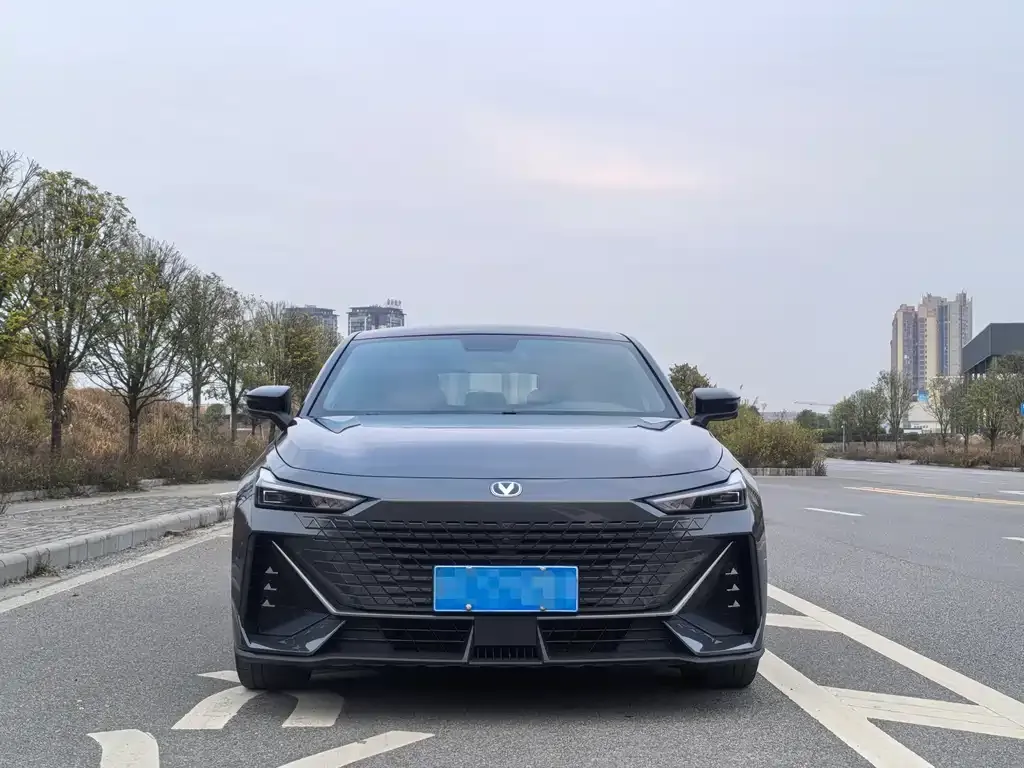 Changan UNI-V 2023 из CN, фото 3