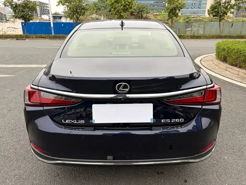 Lexus ES 2023 из CN, фото 4
