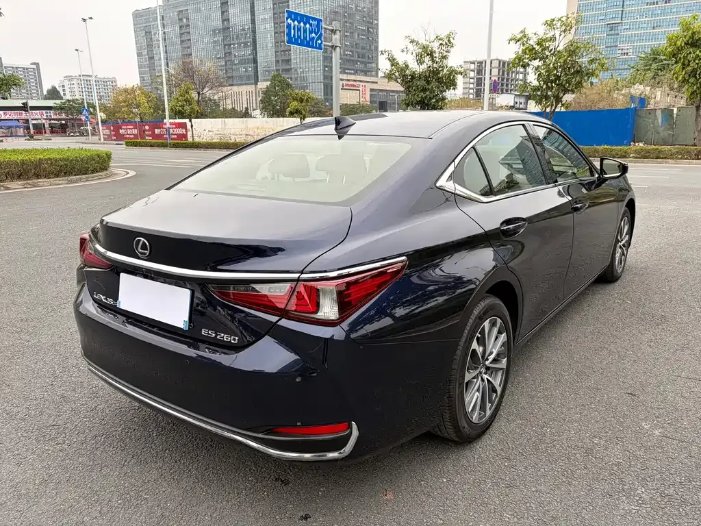 Lexus ES 2023 из CN, фото 7