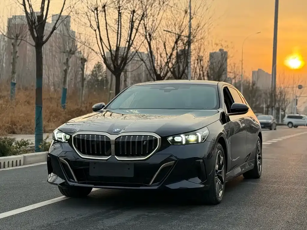 BMW i5 2024 из CN, фото 5