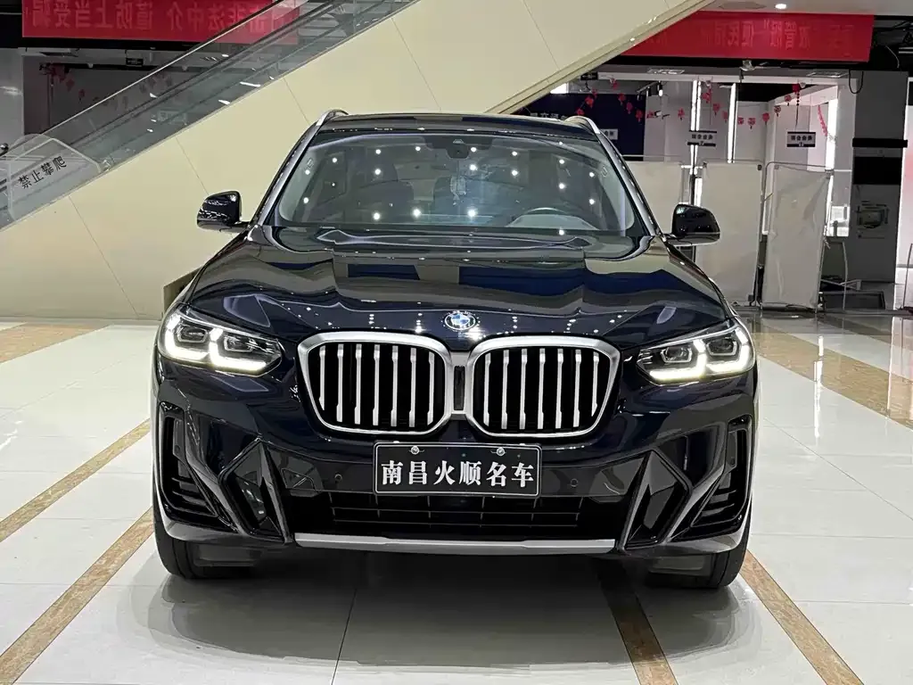 BMW X3 2023 из CN, фото 2
