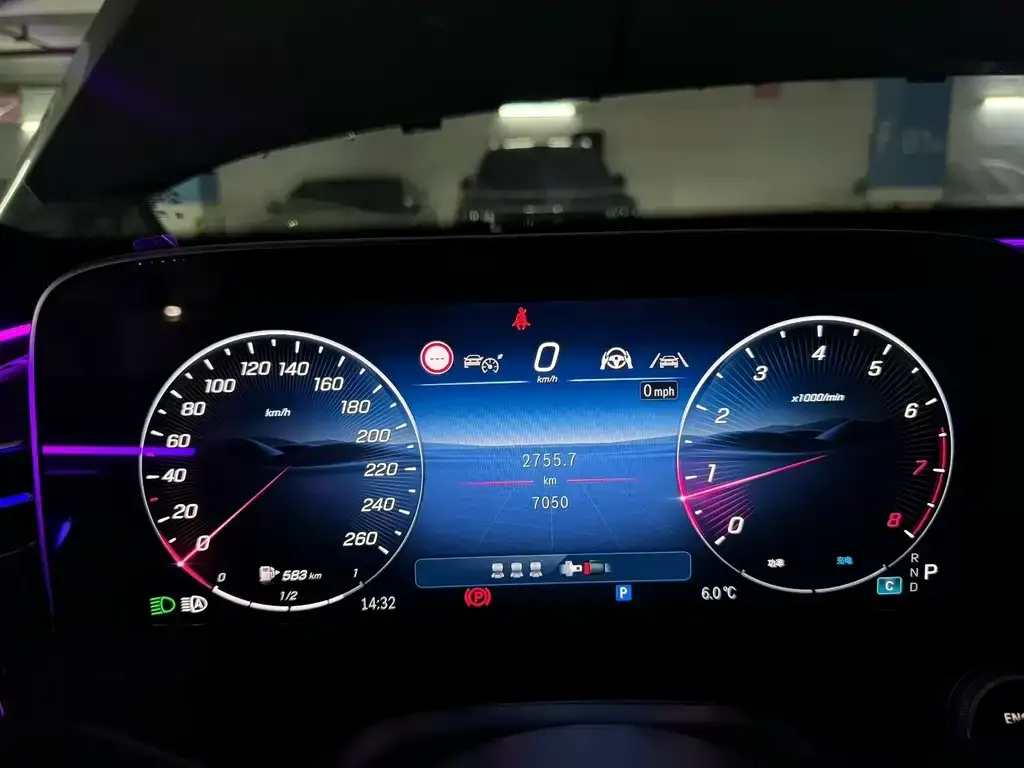 Mercedes-Benz E-Class 2025 из CN, фото 4