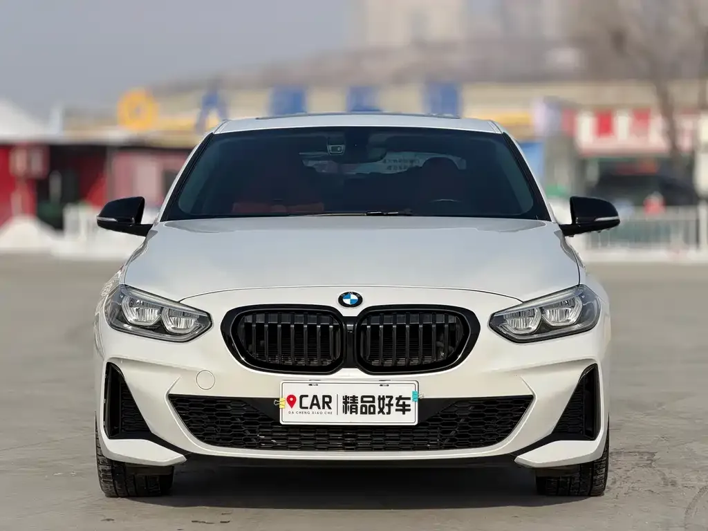 BMW 1 Series 2021 из CN, фото 9