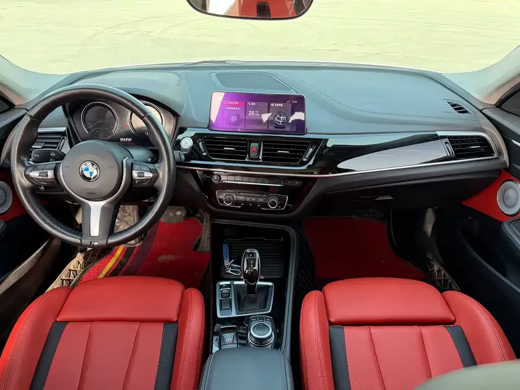 BMW 1 Series 2021 из CN, фото 6