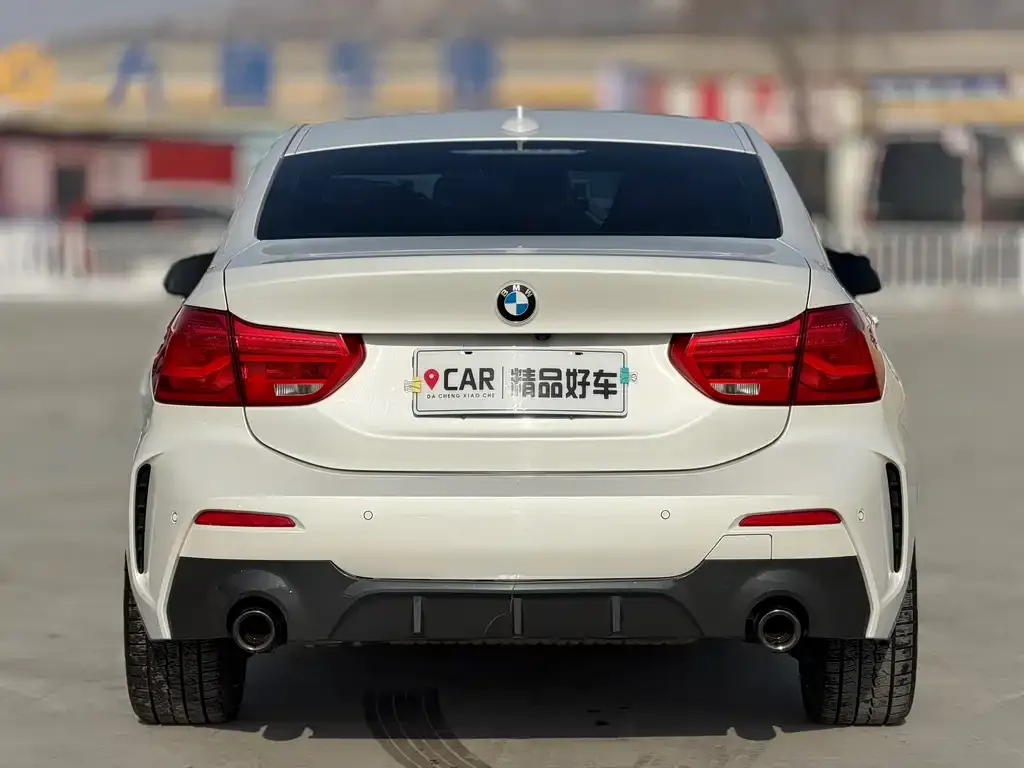 BMW 1 Series 2021 из CN, фото 3
