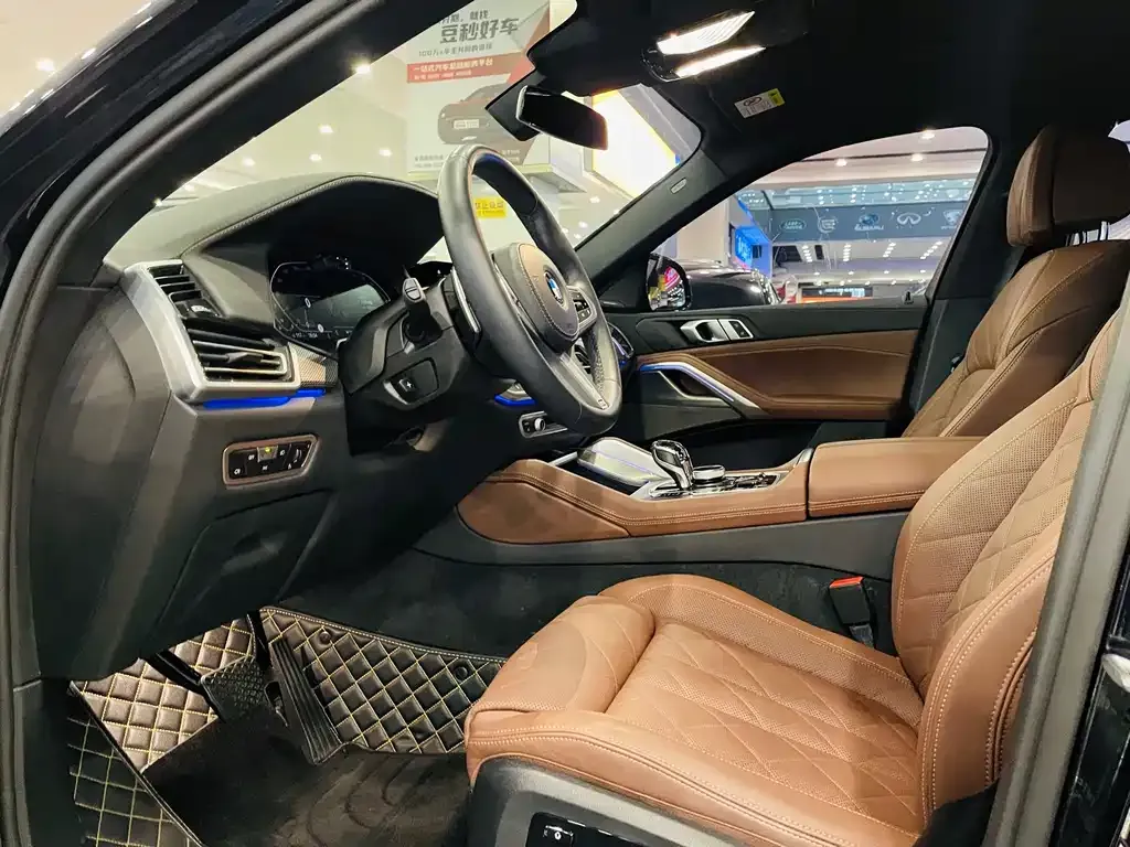 BMW X6 2023 из CN, фото 7