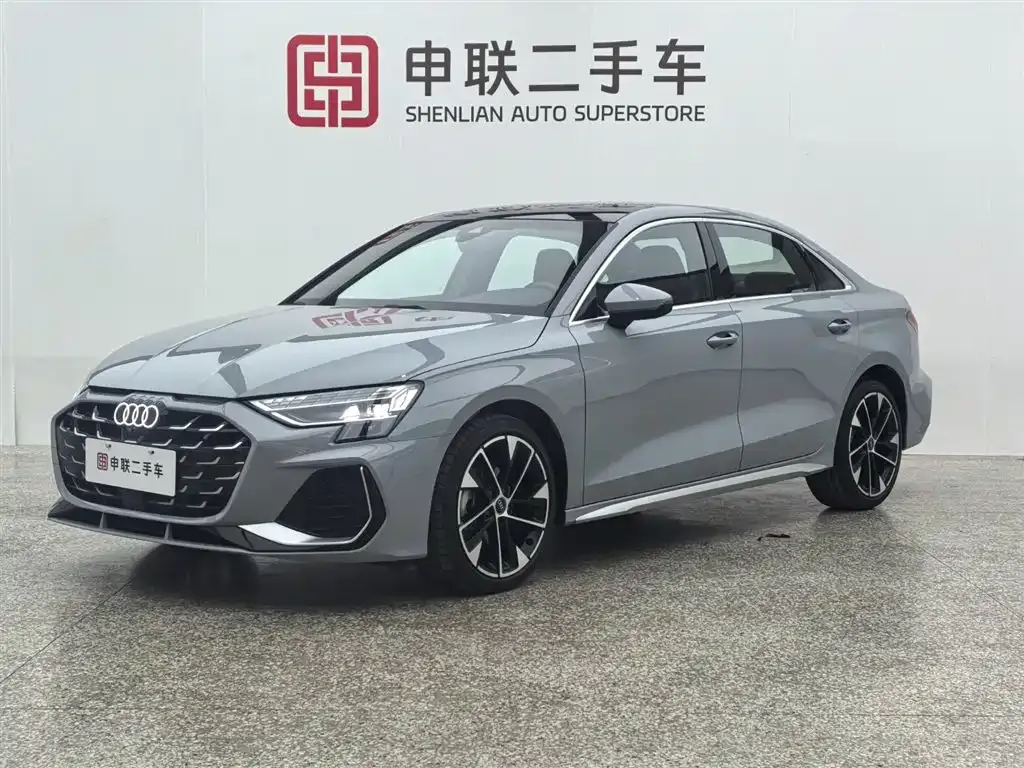 Audi A3 2024 из CN, фото 1