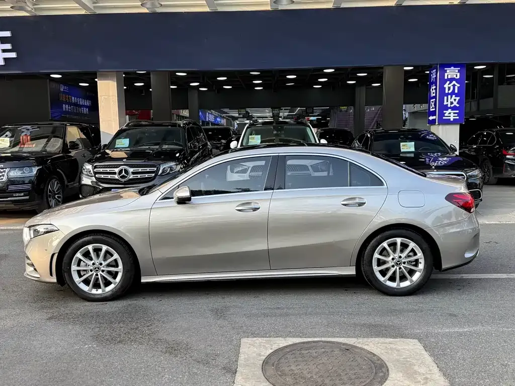 Mercedes-Benz A-Class 2021 из CN, фото 10