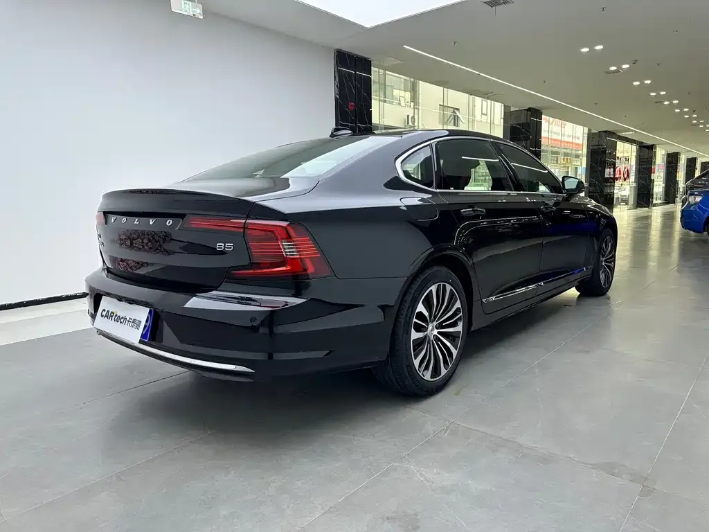 Volvo S90 — фото 7