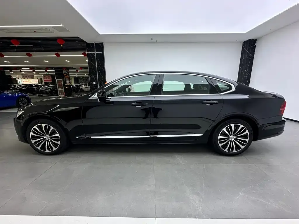 Volvo S90 — фото 6