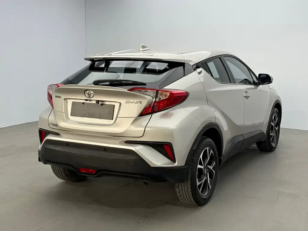 Toyota C-HR 2021 из CN, фото 4