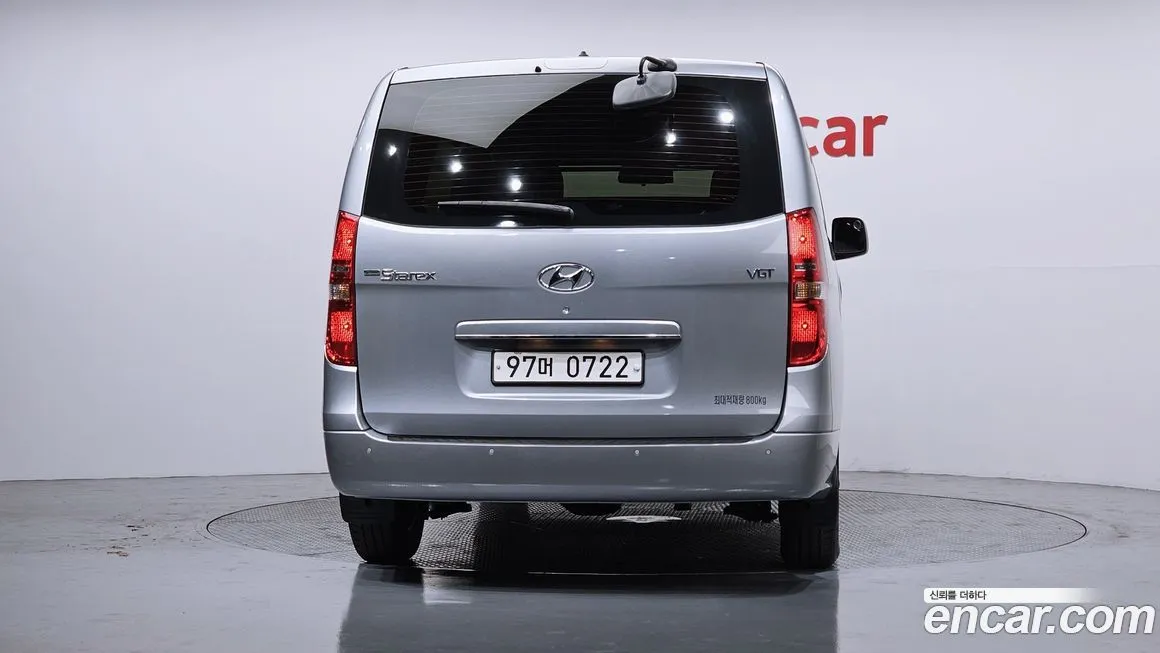 Hyundai Starex — фото 4