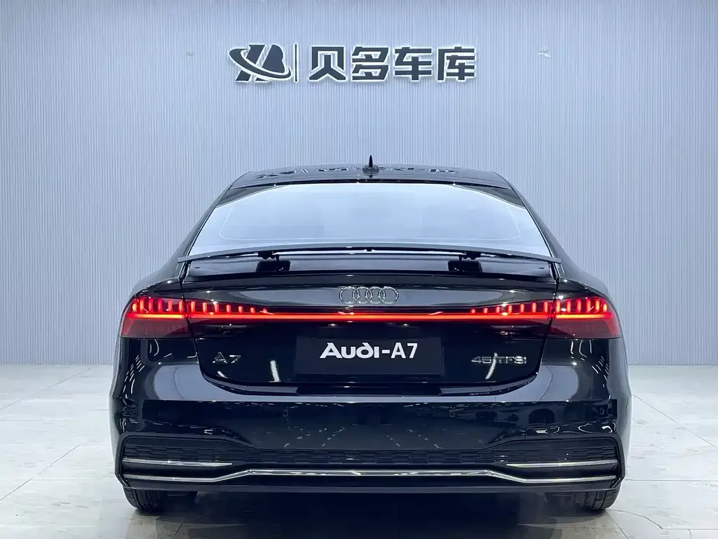 Audi A7 2021 из CN, фото 3