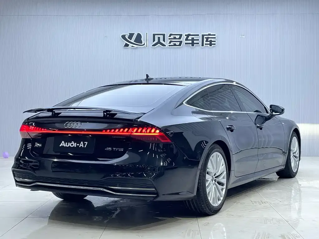 Audi A7 2021 из CN, фото 7
