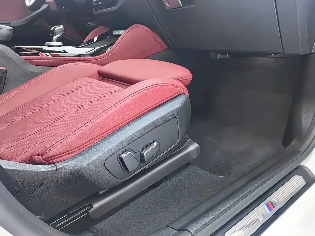 BMW X4 2025 из CN, фото 5