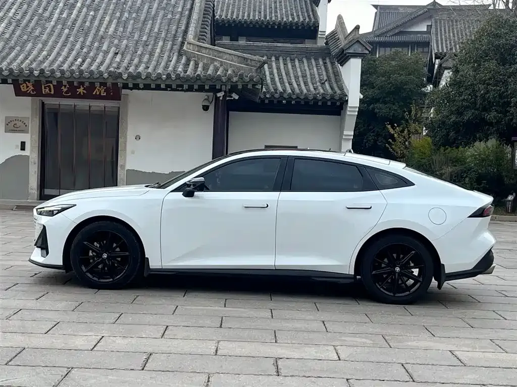 Changan UNI-V 2023 из CN, фото 6