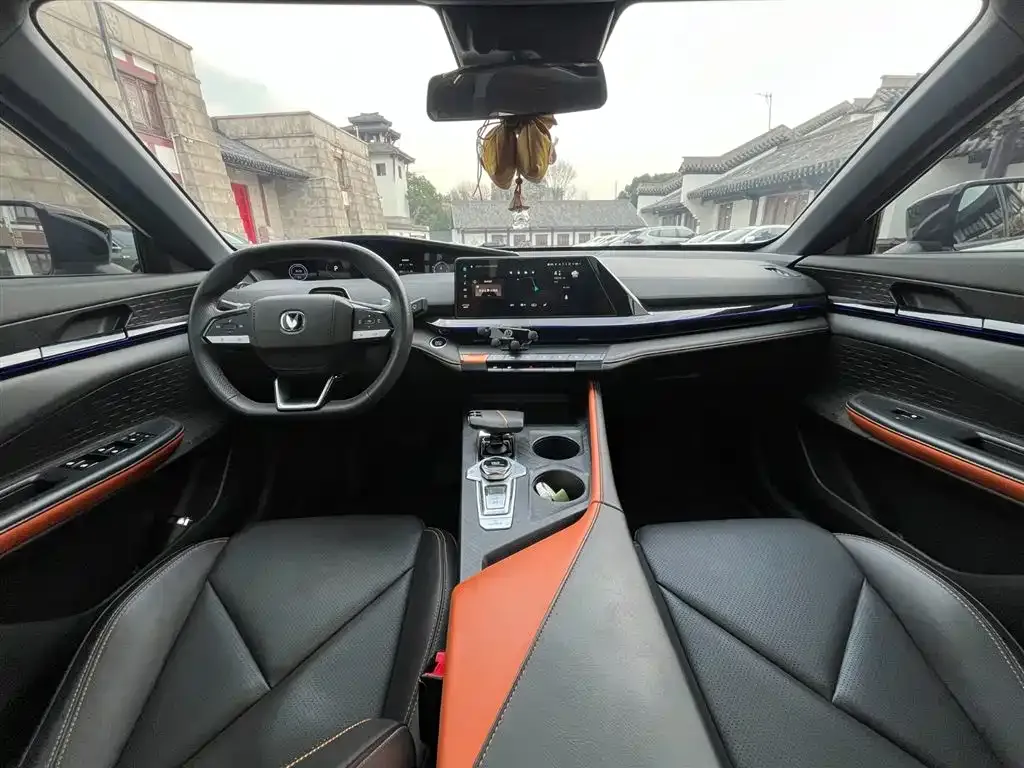 Changan UNI-V 2023 из CN, фото 8