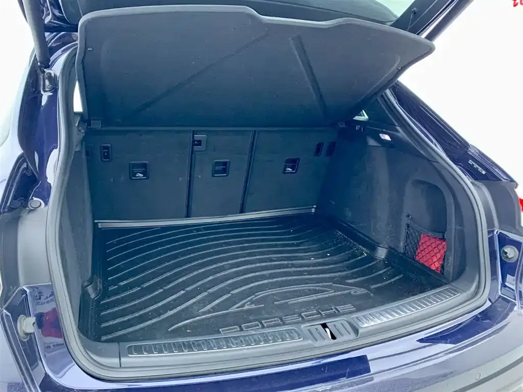 Porsche Macan 2022 из CN, фото 8