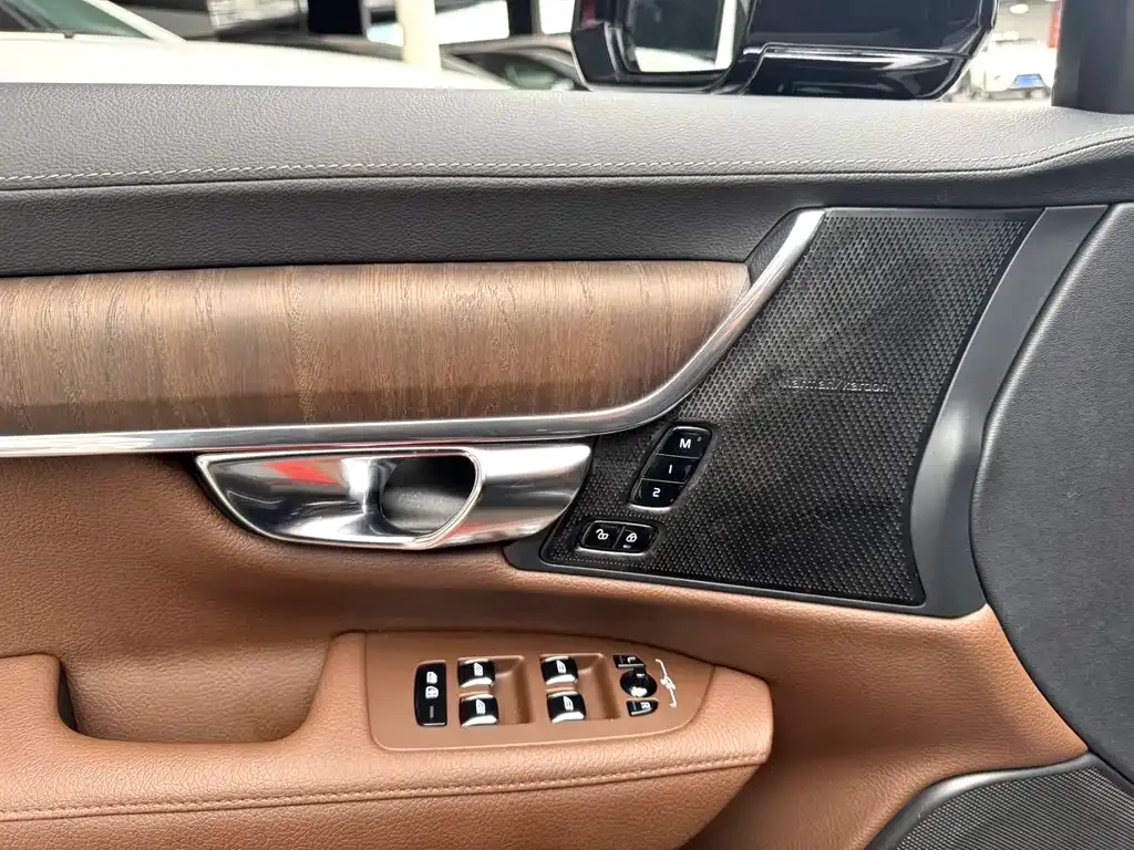 Volvo S90 2022 из CN, фото 8