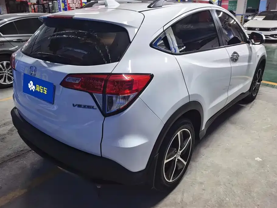 Honda Vezel 2022 из CN, фото 10