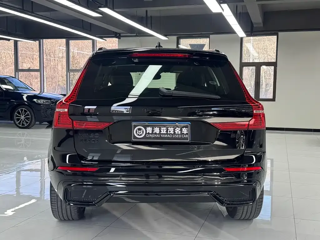 Volvo XC60 2025 из CN, фото 3