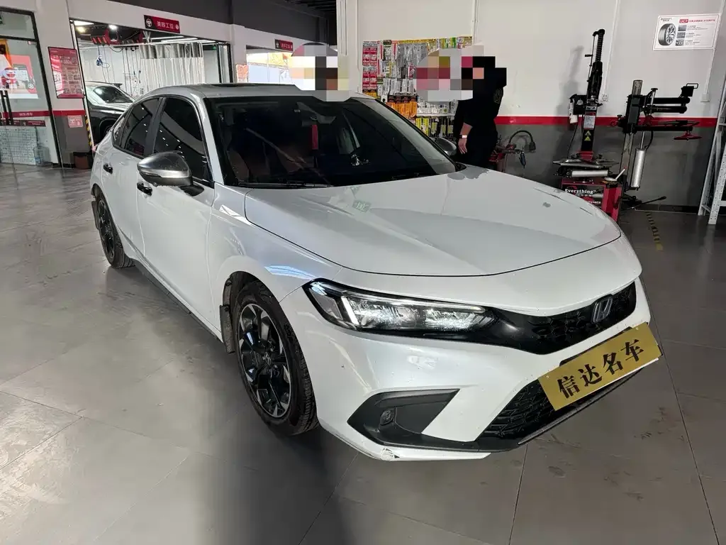 Honda Civic 2025 из CN, фото 2