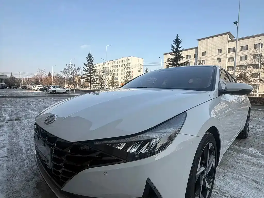 Hyundai Elantra 2023 из CN, фото 10