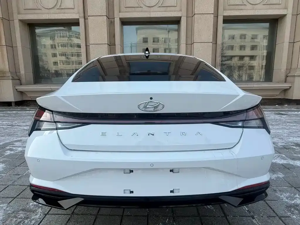 Hyundai Elantra 2023 из CN, фото 6