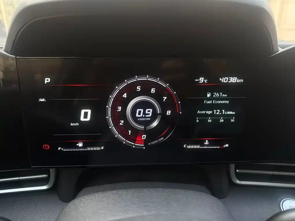 Hyundai Elantra 2023 из CN, фото 7