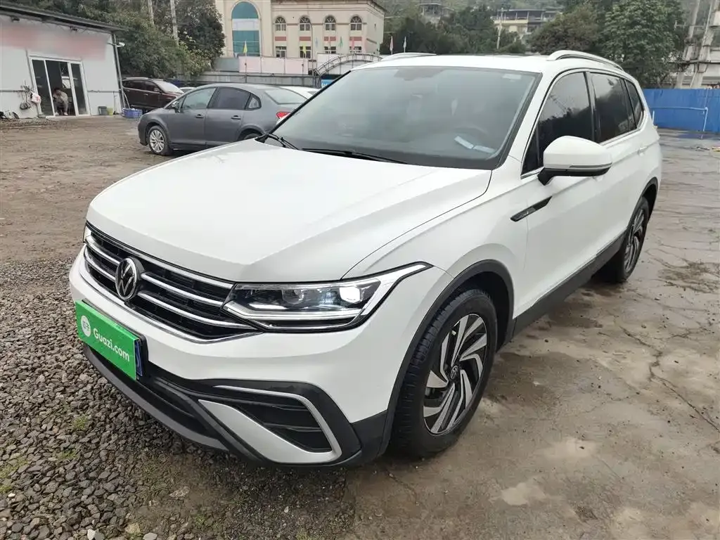 Volkswagen Tiguan L 2023 из CN, фото 8