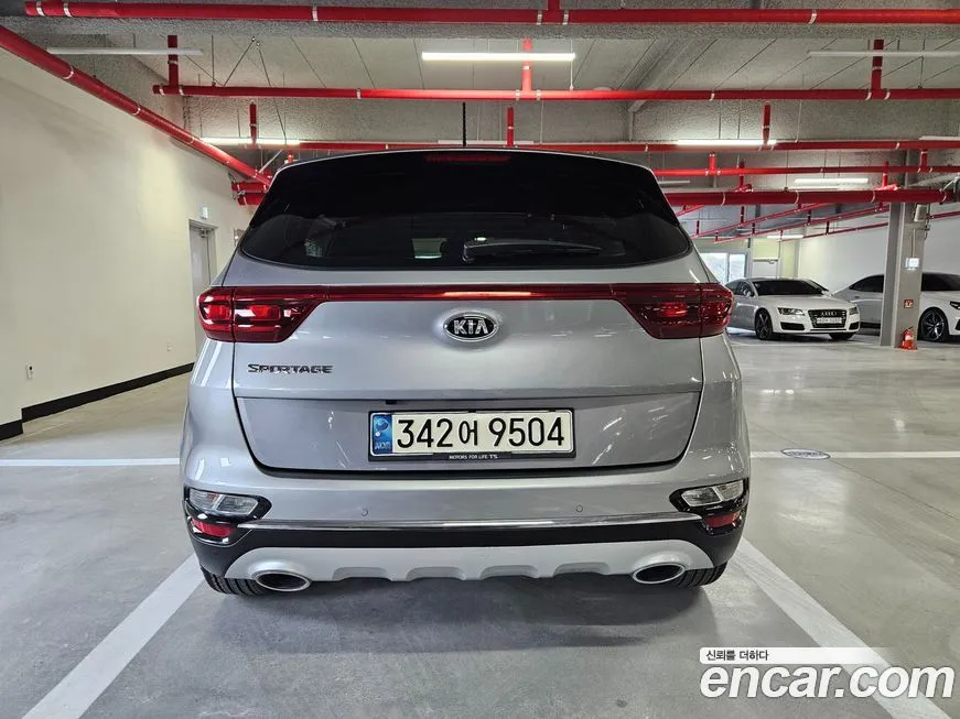 Kia Sportage — фото 10
