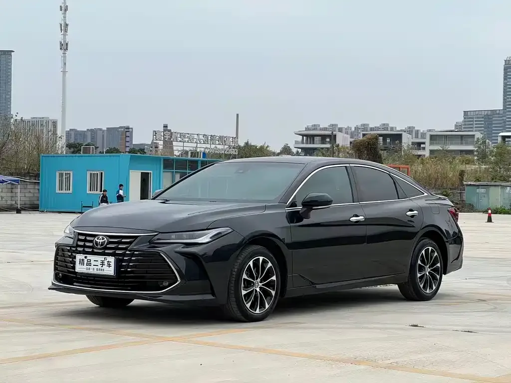 Toyota Avalon 2022 из CN, фото 1