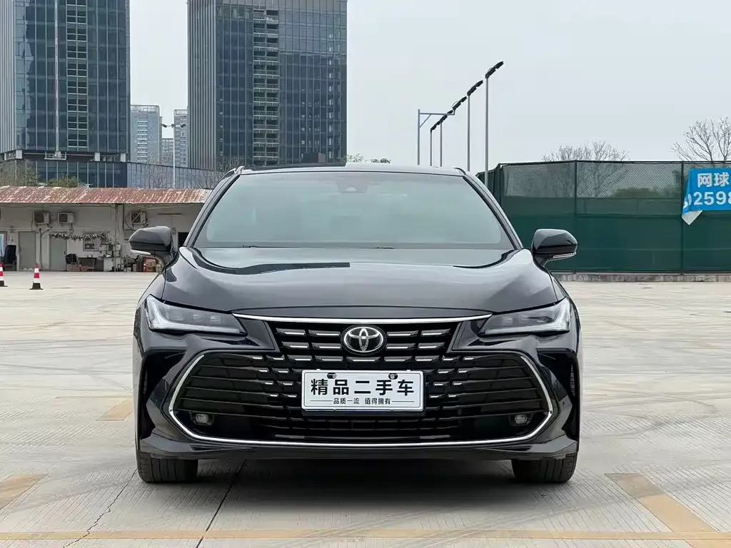Toyota Avalon 2022 из CN, фото 2