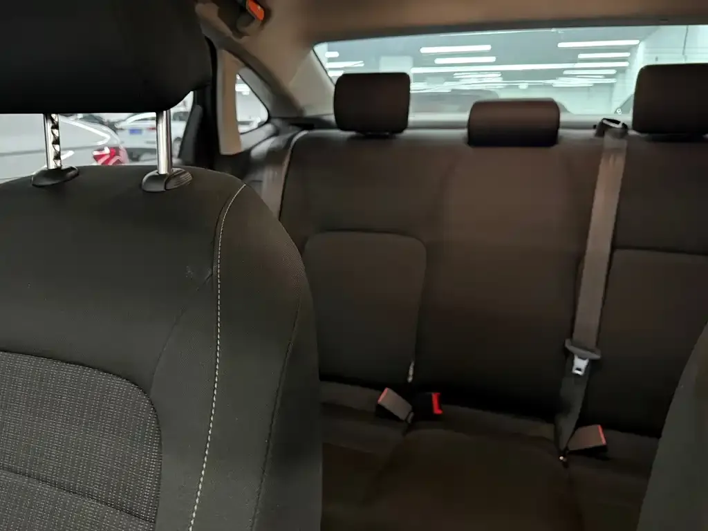 Honda Civic 2024 из CN, фото 2