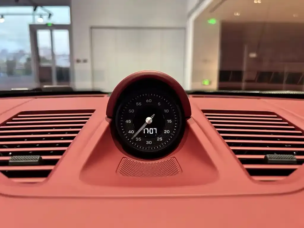 Porsche 911 2024 из CN, фото 6