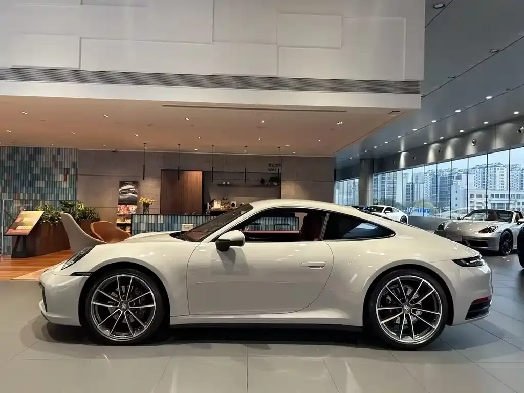 Porsche 911 2024 из CN, фото 2