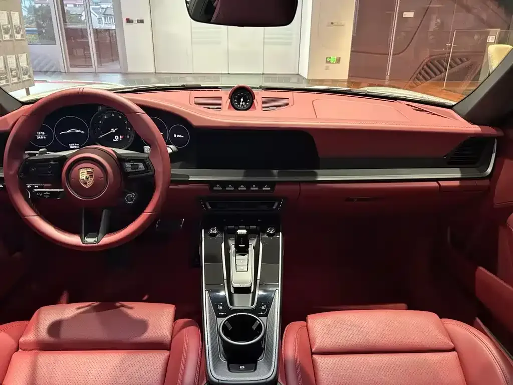 Porsche 911 2024 из CN, фото 8